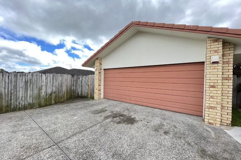 Photo of property in 52 Milson Drive, Papakura, 2110