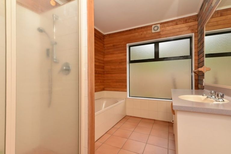 Photo of property in 28 Williamson Street, Cambridge, 3434