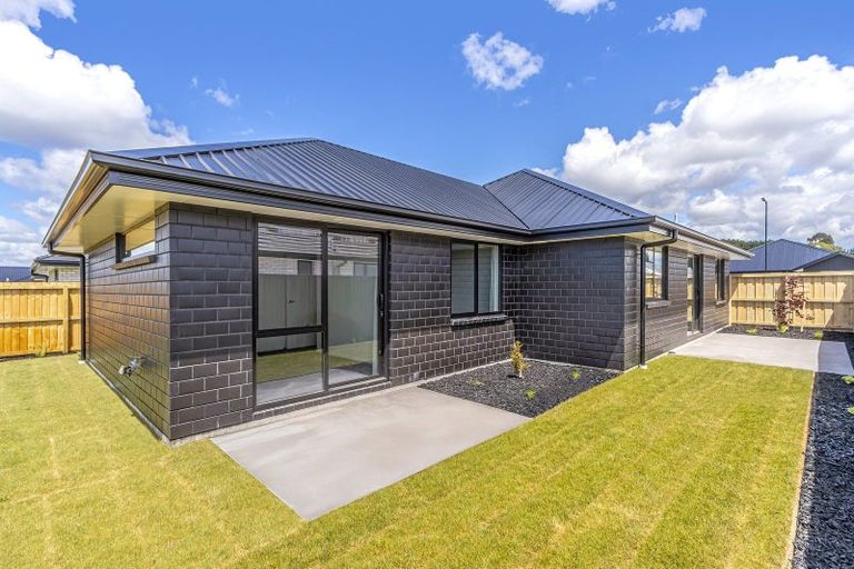 Photo of property in 15 Ellesmere Street, Marshland, Christchurch, 8083