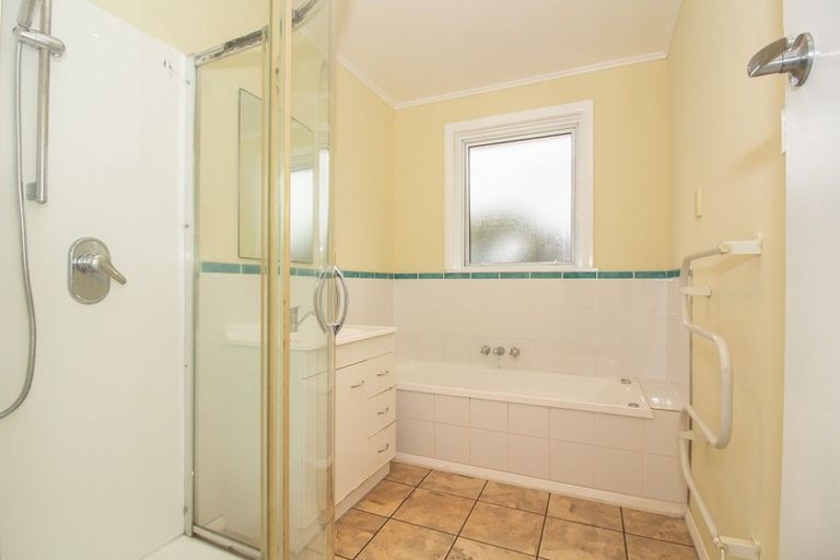 Photo of property in 181a Queen Street, Westport, 7825