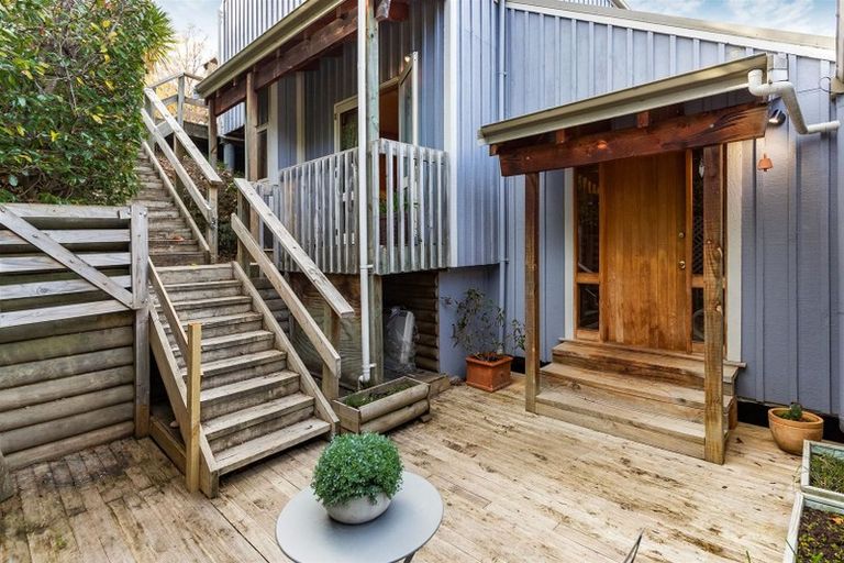 Photo of property in 32b Mackinnon Terrace, Sunshine Bay, Queenstown, 9300