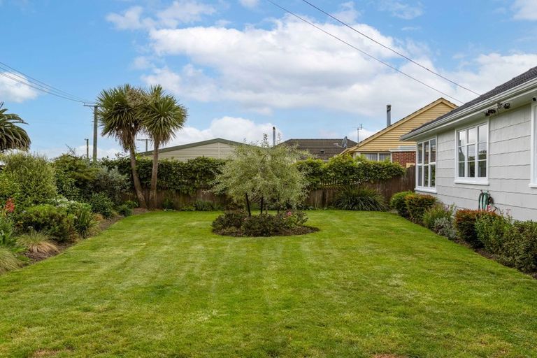Photo of property in 36 Oakland Street, Northcote, Christchurch, 8052