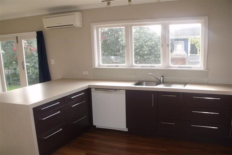 Photo of property in 7 Upham Street, Havelock North, 4130