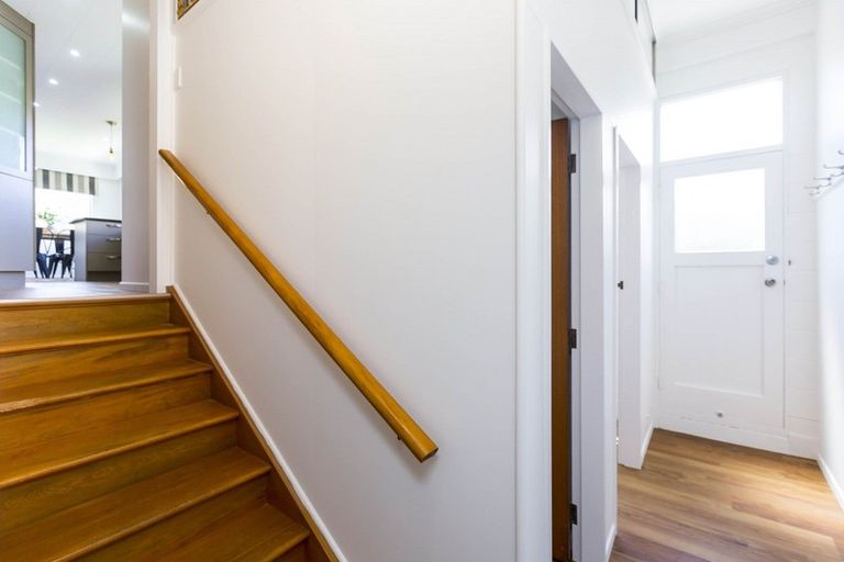 Photo of property in 15 Haylock Grove, Totara Park, Upper Hutt, 5018