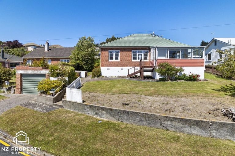 Photo of property in 13 Rennie Street, Green Island, Dunedin, 9018