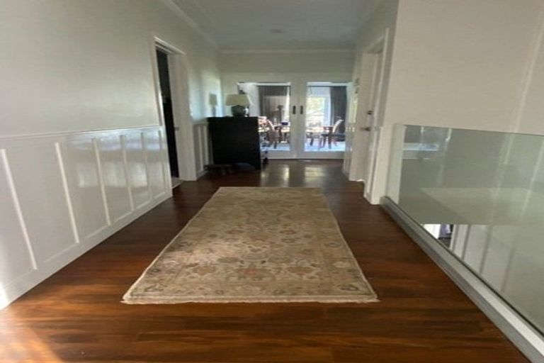 Photo of property in 44 Parkhill Road, Mellons Bay, Auckland, 2014