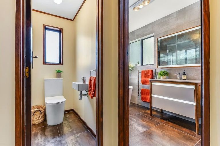 Photo of property in 90 Lewis Street, Glenview, Hamilton, 3206