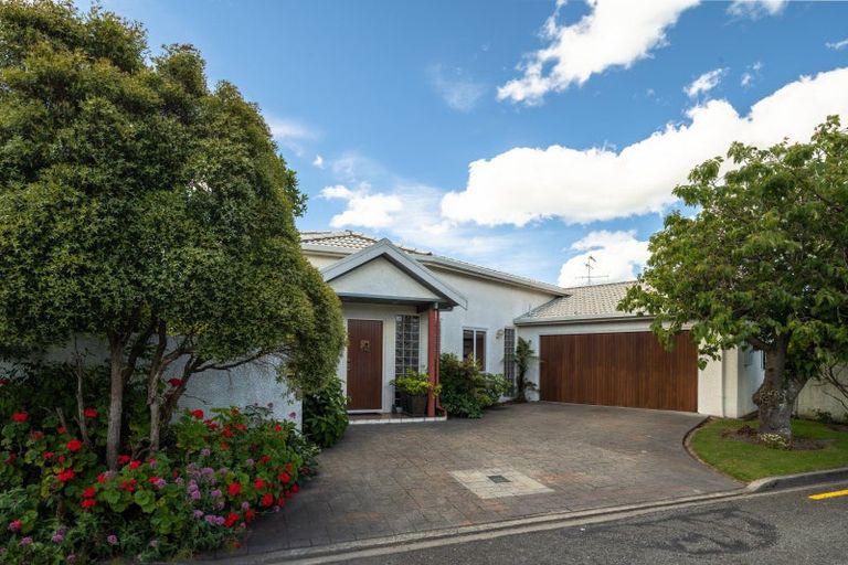 Photo of property in 2 Clouston Gardens, Springlands, Blenheim, 7201
