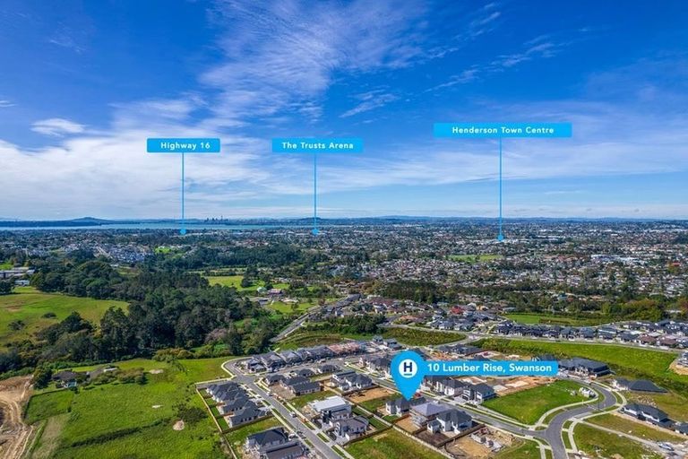 Photo of property in 10 Lumber Rise, Swanson, Auckland, 0614