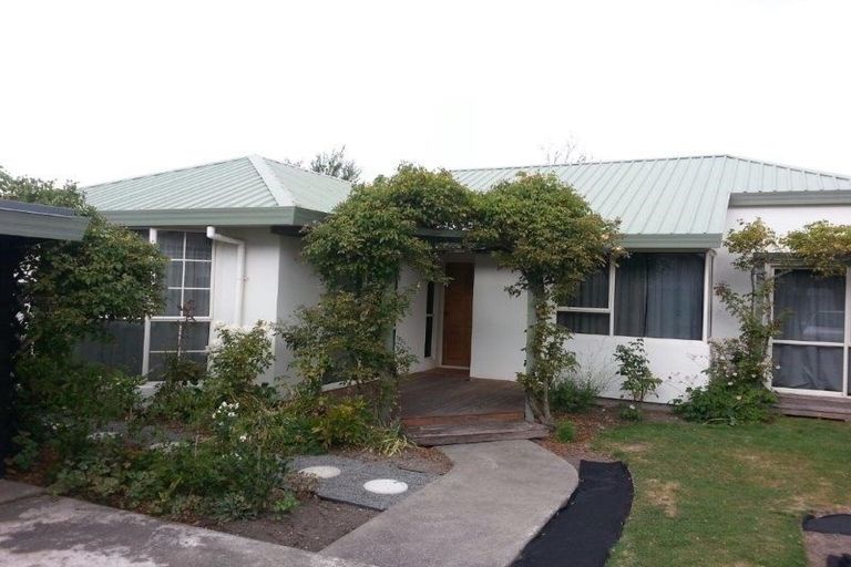 Photo of property in 2/134 Matsons Avenue, Papanui, Christchurch, 8053