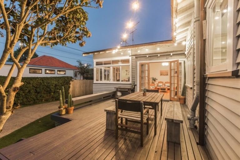Photo of property in 72 Asquith Avenue, Mount Albert, Auckland, 1025