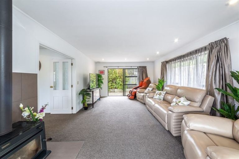 Photo of property in 2/12 Belmont Terrace, Milford, Auckland, 0620