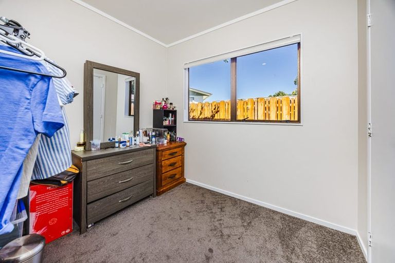 Photo of property in 2/10 Airfield Road, Takanini, 2112