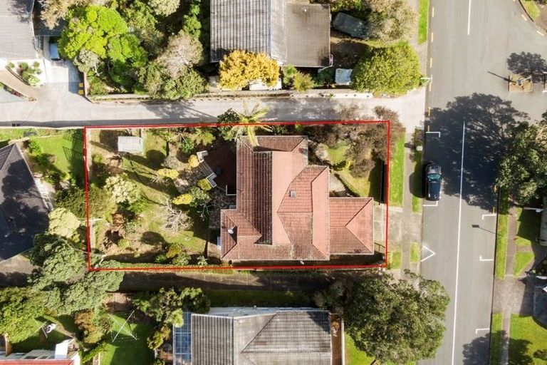 Photo of property in 102 Sartors Avenue, Browns Bay, Auckland, 0630