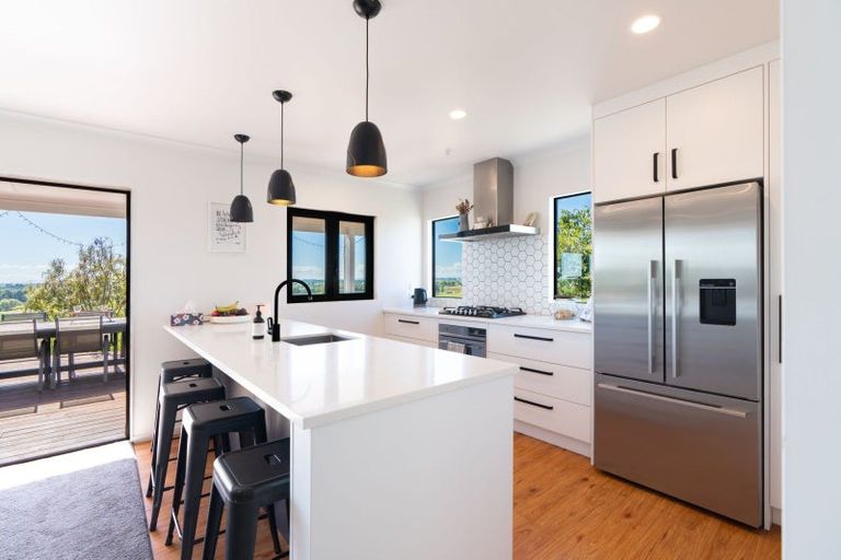 Photo of property in 1697 Te Pahu Road, Karamu, Hamilton, 3285