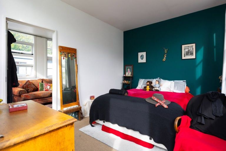 Photo of property in 146a Waikawa Road, Picton, 7220