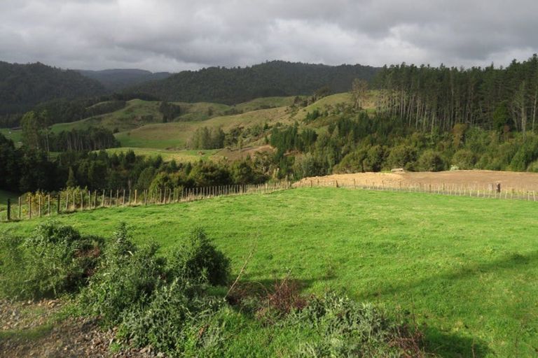 Photo of property in 24 Falls Road, Hunua, Papakura, 2583