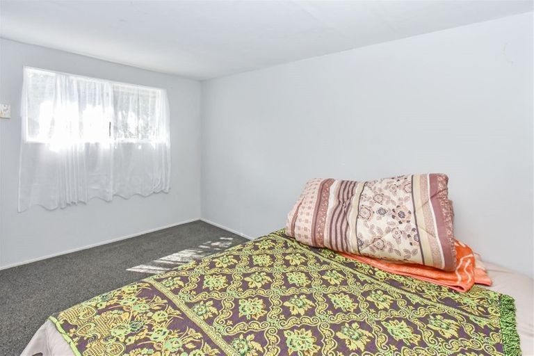 Photo of property in 1/12 Naomi Place, Manurewa, Auckland, 2102