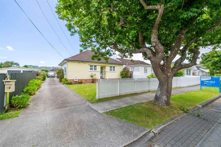 Photo of property in 3 Bush Street, Naenae, Lower Hutt, 5011