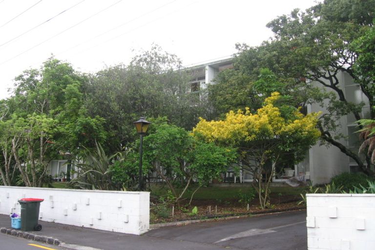 Photo of property in 7/37 Edenvale Crescent, Mount Eden, Auckland, 1024