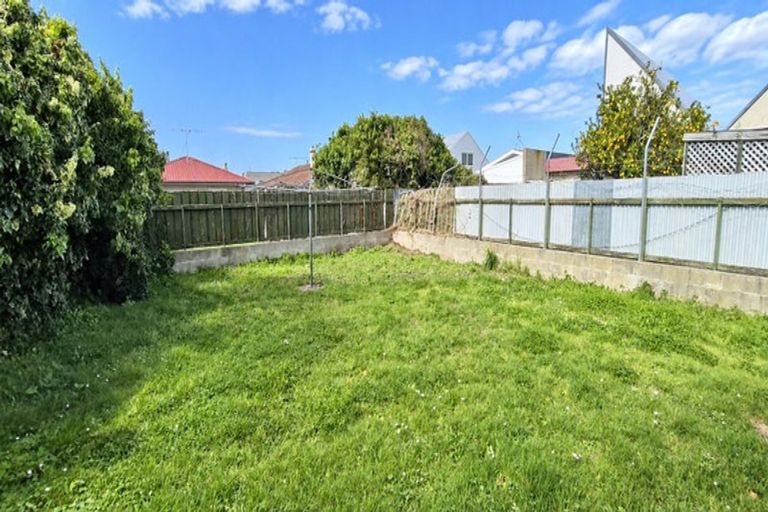 Photo of property in 25 Attlee Place, Gisborne, 4010
