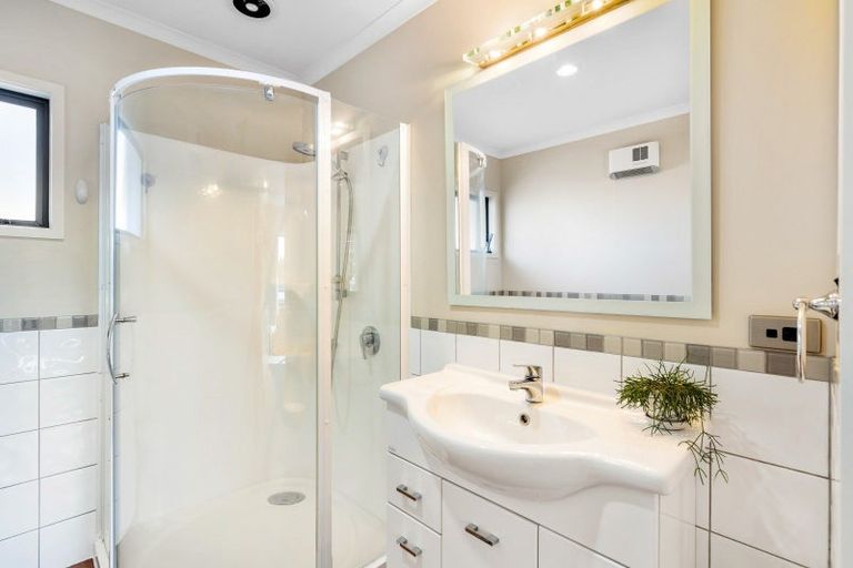 Photo of property in 132b Wharerangi Road, Greenmeadows, Napier, 4112