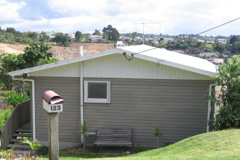 Photo of property in 123 Browns Bay Road, Browns Bay, Auckland, 0630