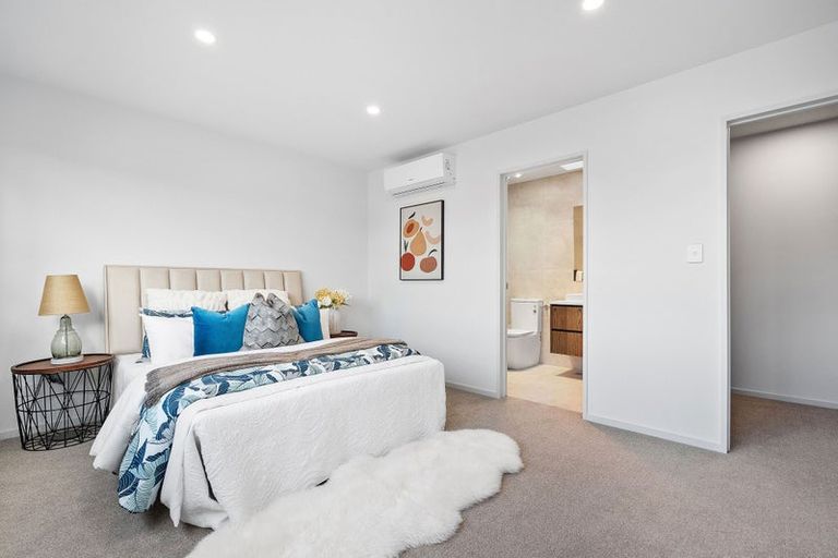Photo of property in 4b Fowler Street, Northcote, Auckland, 0627