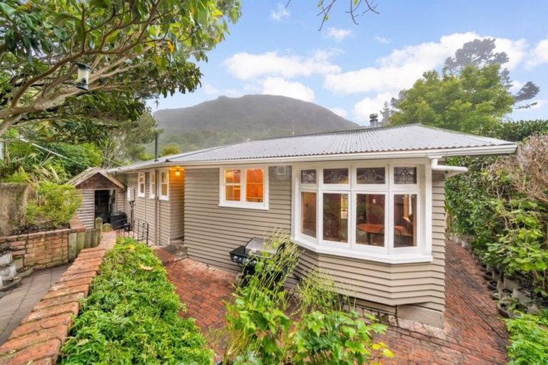 Photo of property in 196 Park Road, Belmont, Lower Hutt, 5010