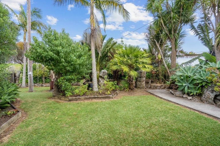 Photo of property in 18 Waro Drive, Hikurangi, 0114