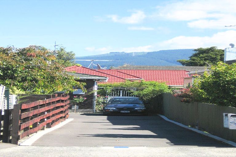 Photo of property in 6b Murray Street, Wallaceville, Upper Hutt, 5018