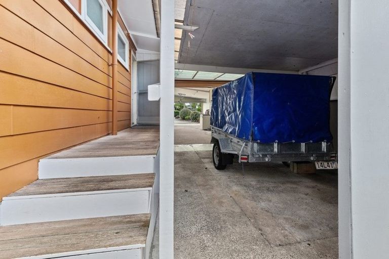 Photo of property in 9 Fairway Drive, Te Kamo, Whangarei, 0112