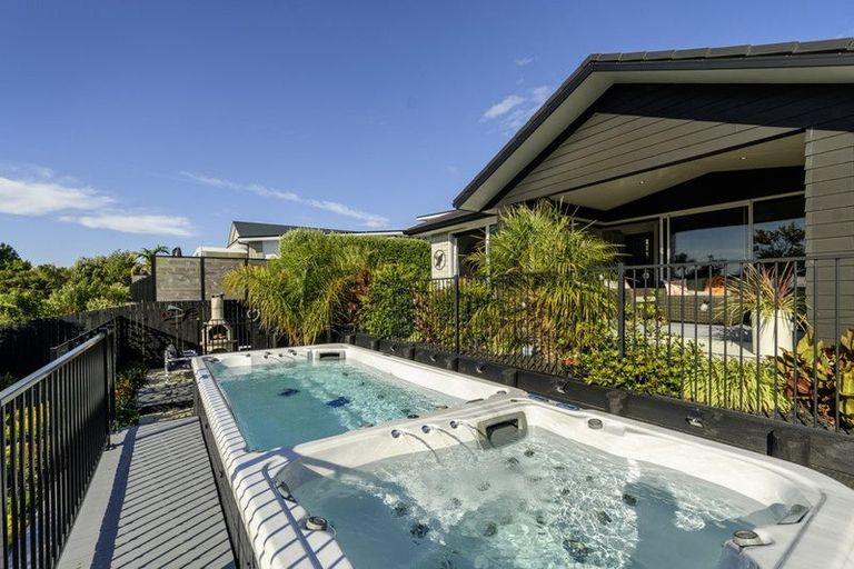 Photo of property in 99 Castlewold Drive, Bethlehem, Tauranga, 3110