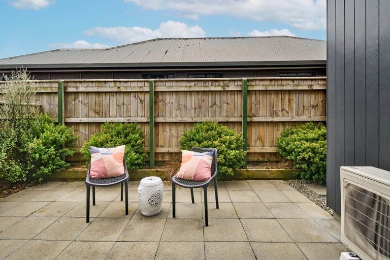 Photo of property in 18b Royal Street, Upper Hutt Central, Upper Hutt, 5018