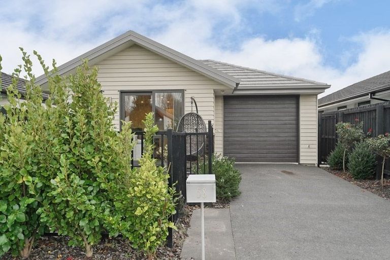 Photo of property in 58 Packard Crescent, Halswell, Christchurch, 8025