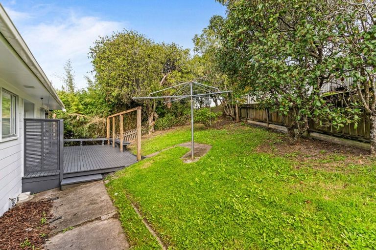 Photo of property in 1/13 Erica Road, Sunnynook, Auckland, 0620