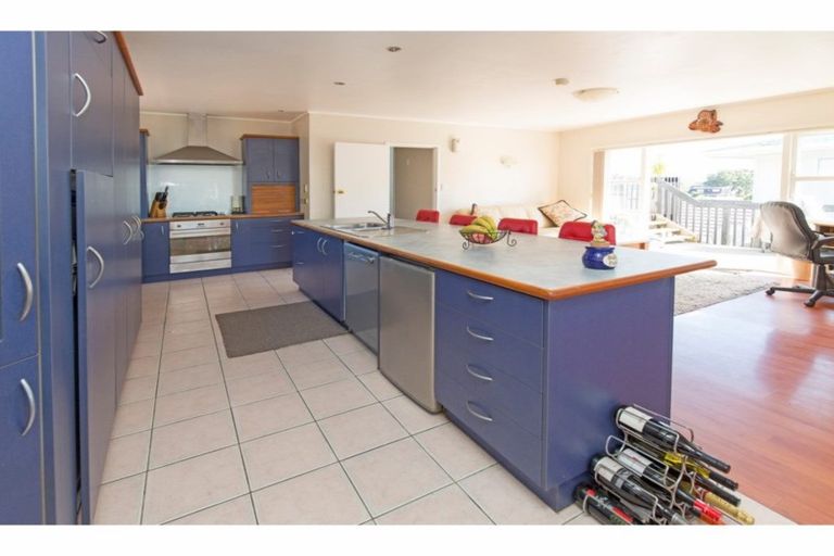 Photo of property in 11 Homestead Road, Manly, Whangaparaoa, 0930