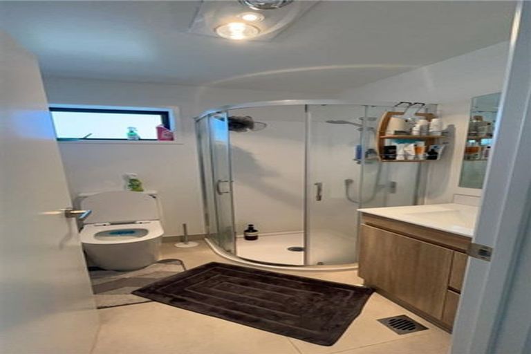 Photo of property in 148 Mcleod Road, Te Atatu South, Auckland, 0610