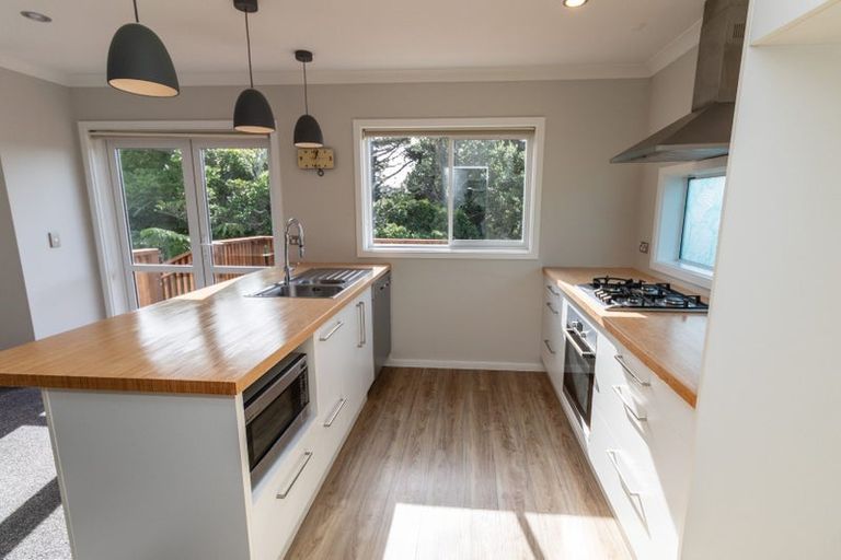 Photo of property in 147 Helston Road, Paparangi, Wellington, 6037