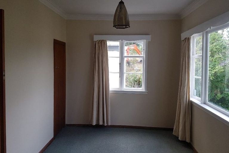 Photo of property in 12 Olivia Crescent, Tawa, Wellington, 5028