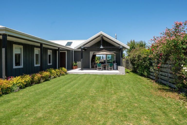 Photo of property in 9 Pukeko Way, Kinloch, Taupo, 3377