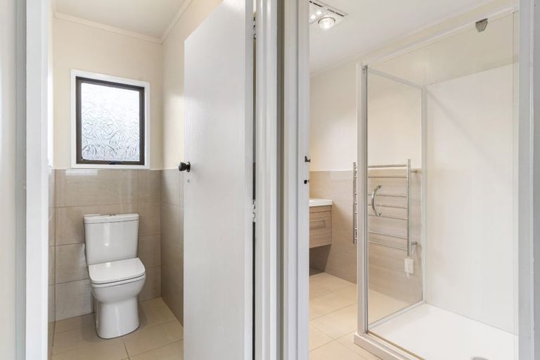 Photo of property in 116b Wellington Street, Pukekohe, 2120