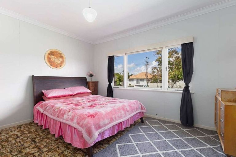 Photo of property in 6 Frances Street, Manurewa, Auckland, 2102