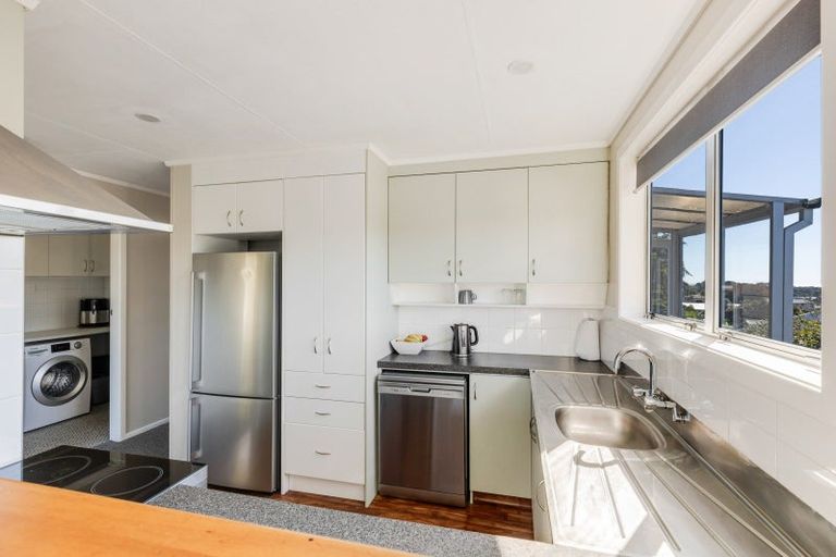 Photo of property in 65a Riversdale Drive, Merrilands, New Plymouth, 4312