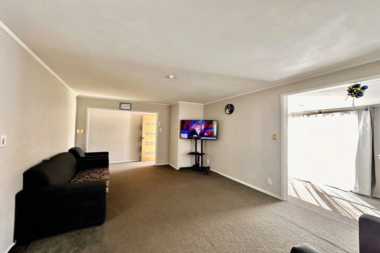 Photo of property in 192 Wordsworth Road, Manurewa, Auckland, 2102