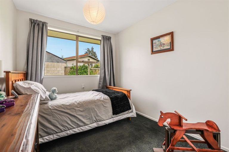 Photo of property in 6 Applewood Place, Casebrook, Christchurch, 8051