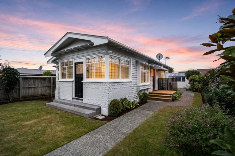 Photo of property in 34 Poulton Avenue, Richmond, Christchurch, 8013