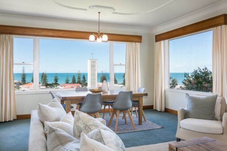 Photo of property in 5 Madeira Road, Bluff Hill, Napier, 4110