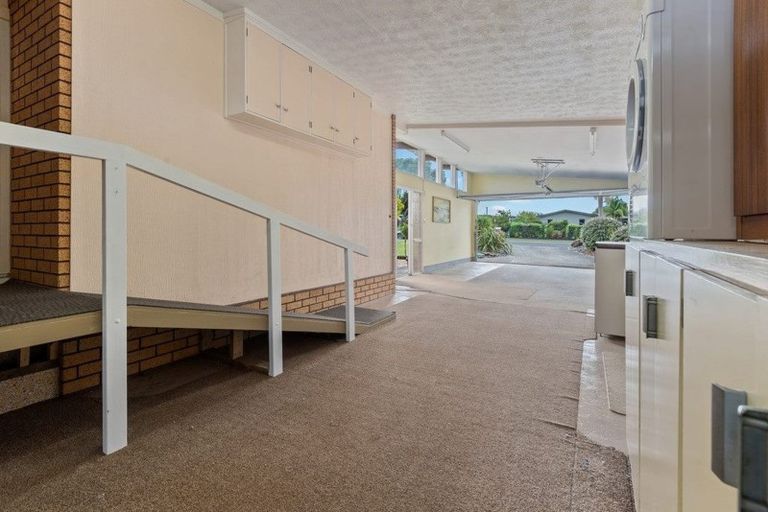 Photo of property in 9 Fairway Drive, Te Kamo, Whangarei, 0112