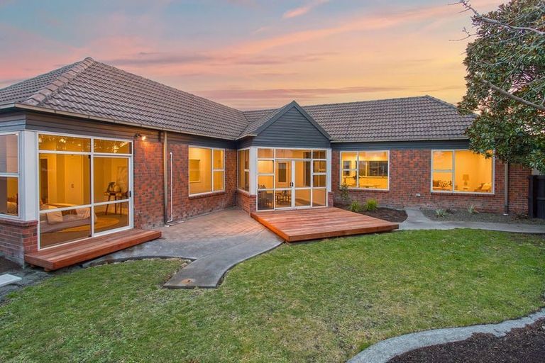 Photo of property in 56 Mary Street, Papanui, Christchurch, 8053